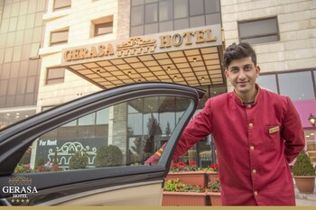 gerasa hotel