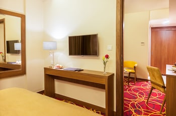 gerasa hotel
