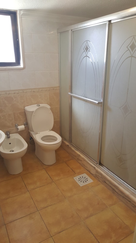 alkhaleej hotel apartments