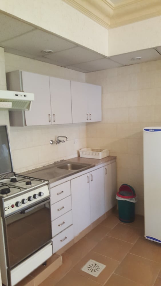 alkhaleej hotel apartments