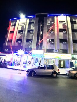 al nujoom hotel suites