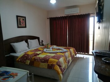 baraka al aqaba hotel suites