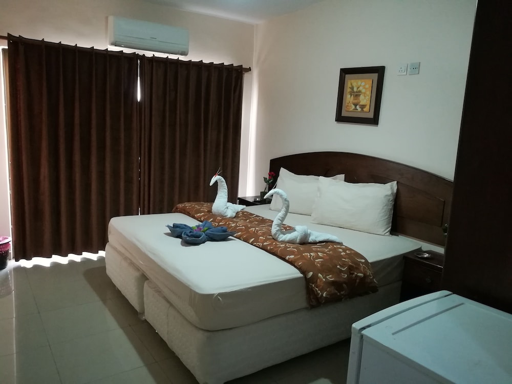 baraka al aqaba hotel suites