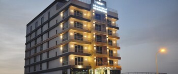 surgrand hotel