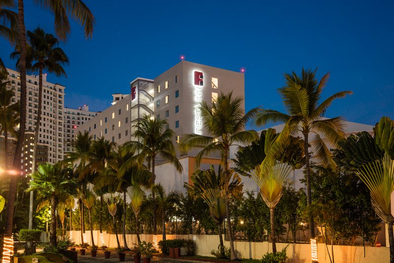 fiesta inn puerto vallarta isla