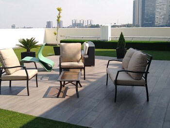 elite 47 hotel and suites