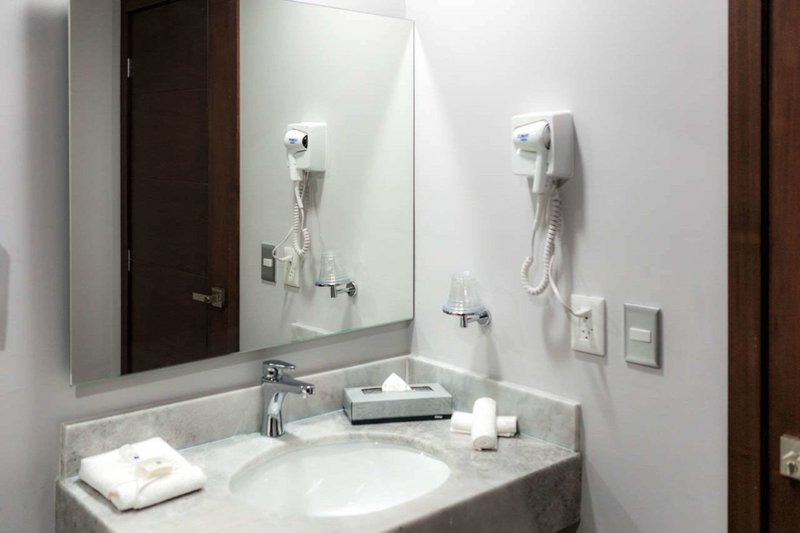 comfort inn and suites los cabos