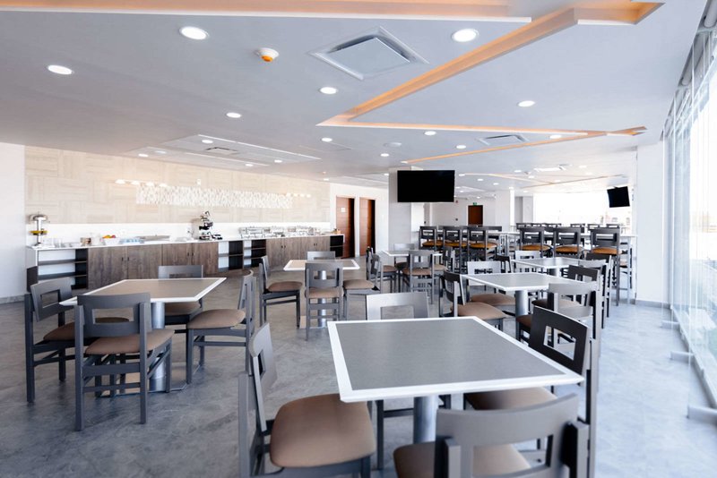 comfort inn and suites los cabos