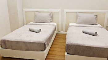 travelogue kl hostel