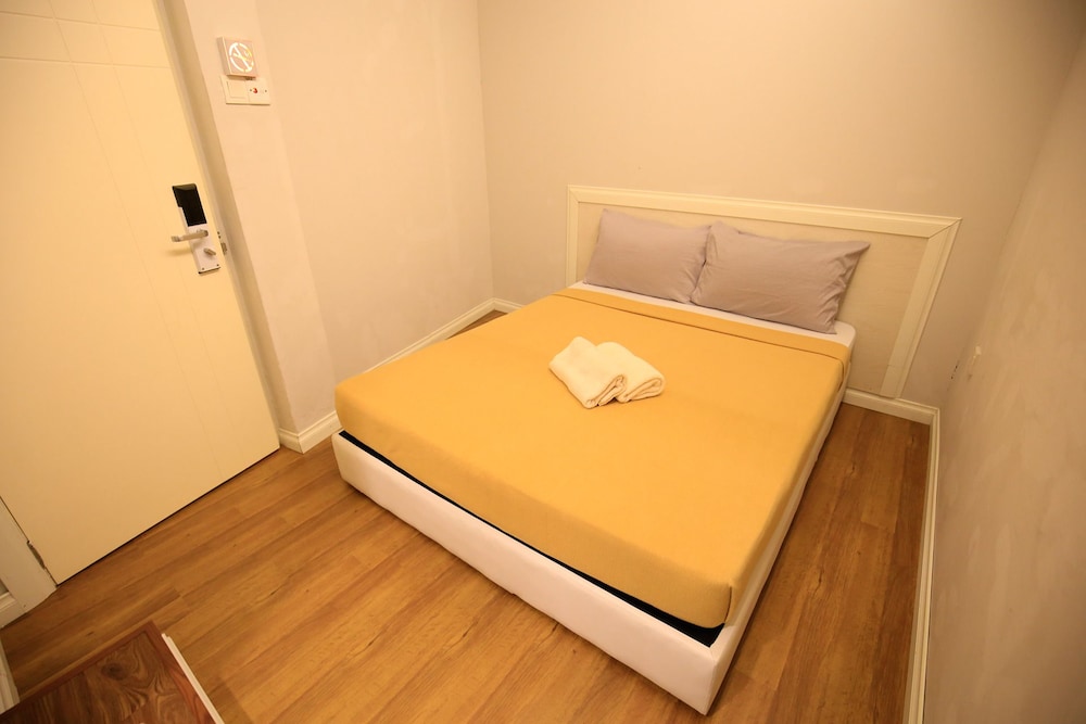 travelogue kl hostel