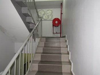 fast hotel idaman near to iium kl