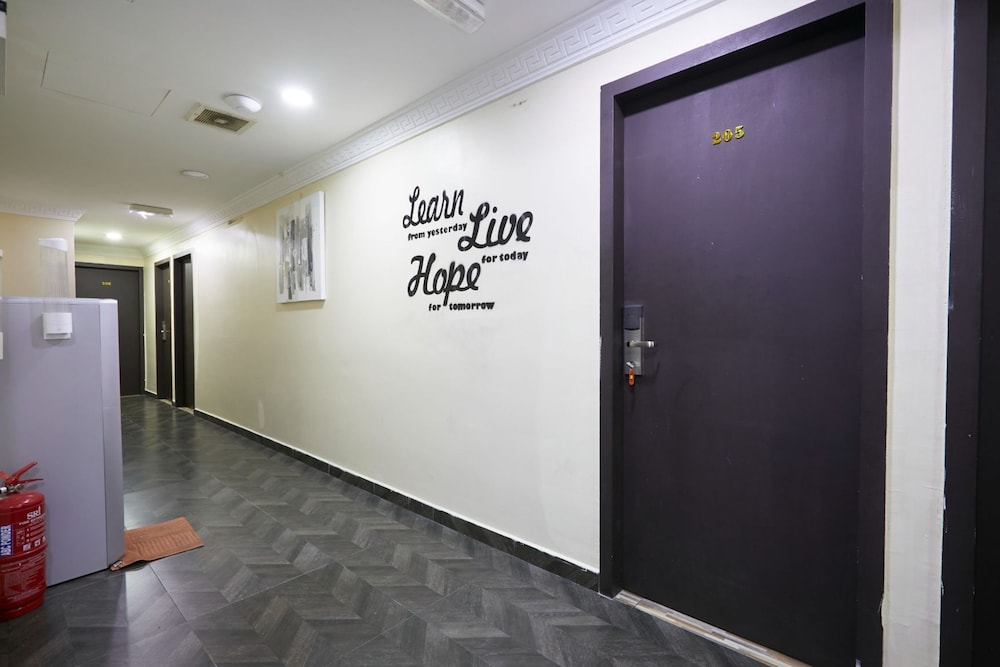 fast hotel idaman near to iium kl