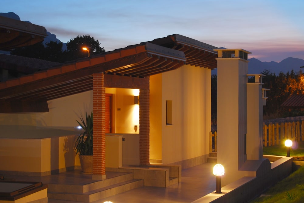 hotel indiana llanes