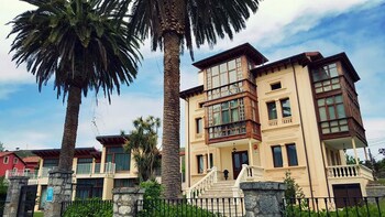 hotel indiana llanes