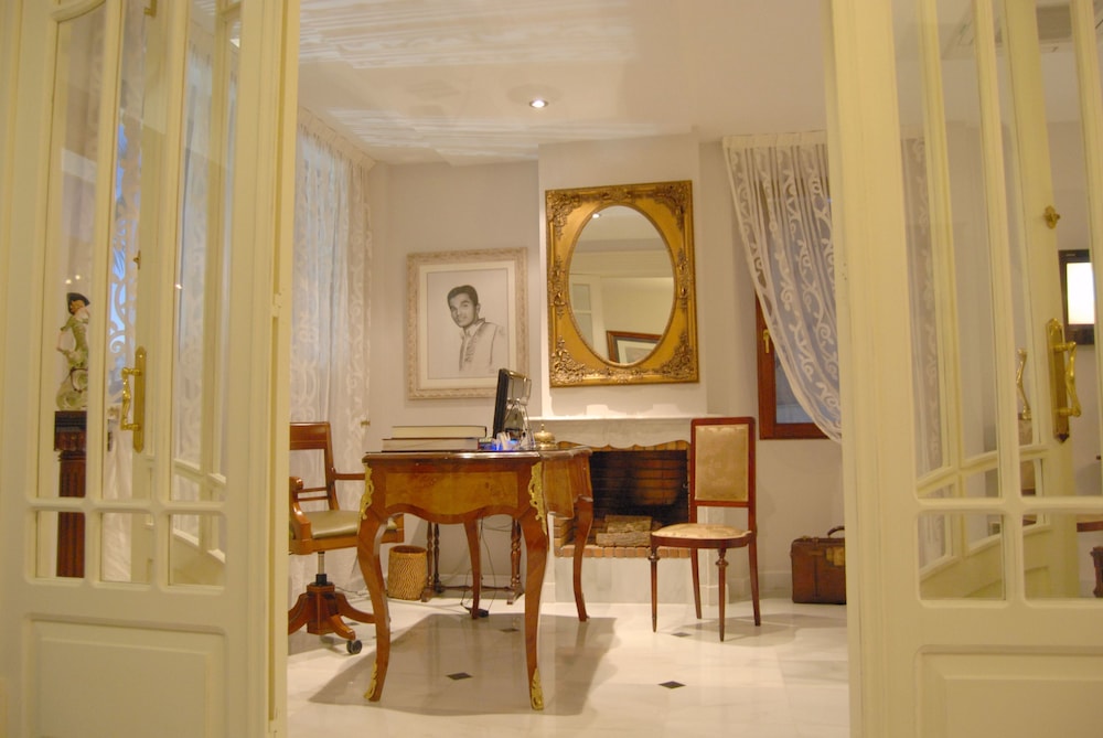 hotel indiana llanes