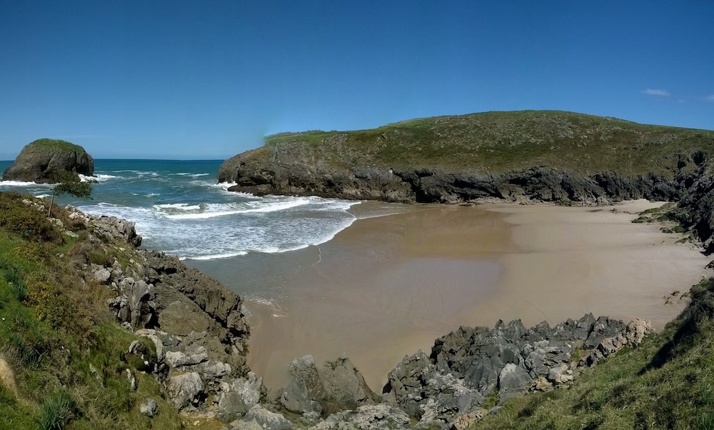 hotel indiana llanes