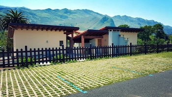 hotel indiana llanes