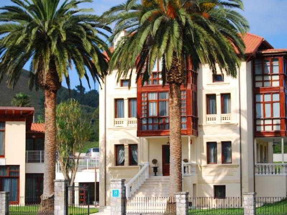 hotel indiana llanes