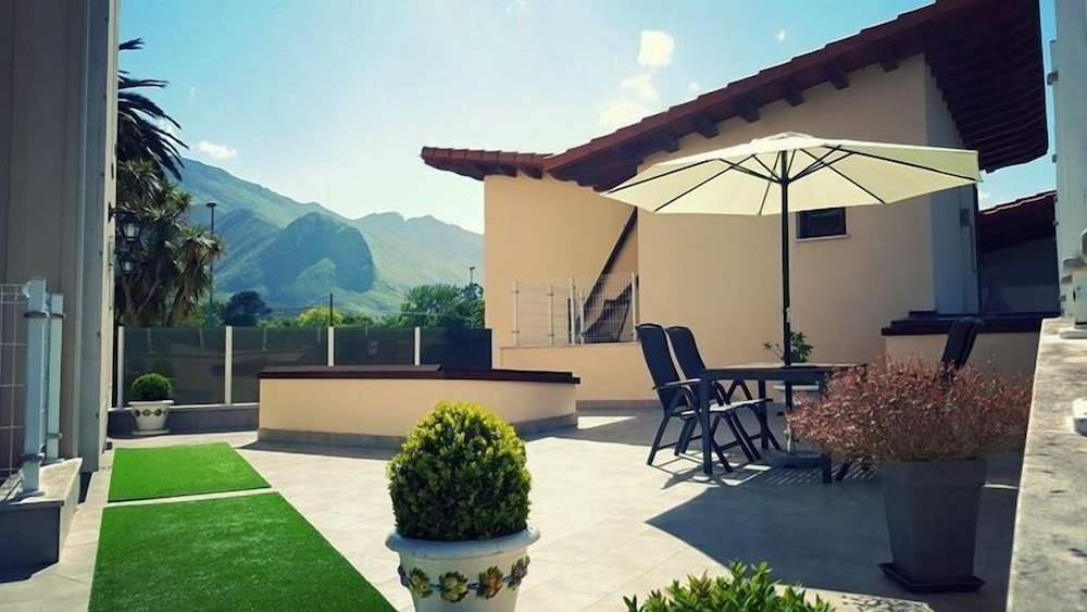 hotel indiana llanes