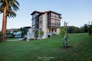 hotel indiana llanes