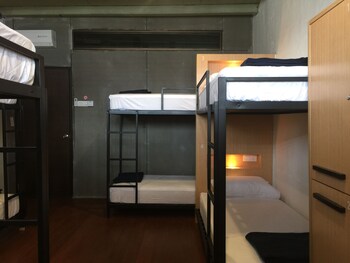 the frame guesthouse hostel