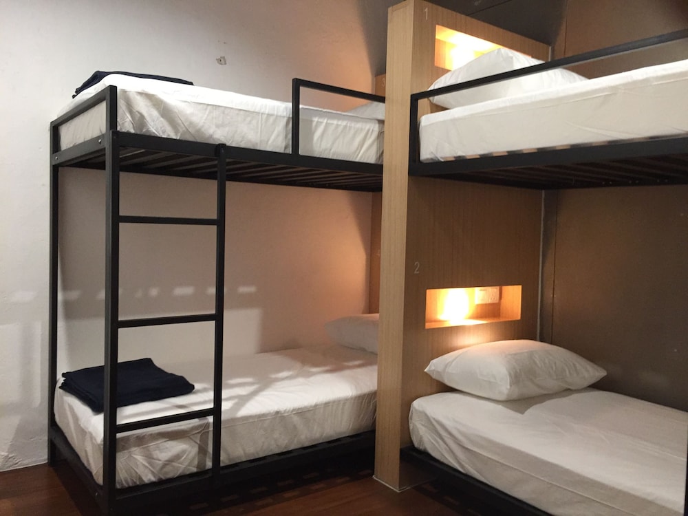 the frame guesthouse hostel