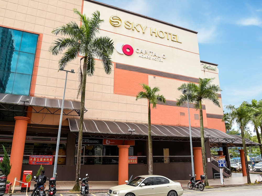capital o 1225 agape hotel selayang