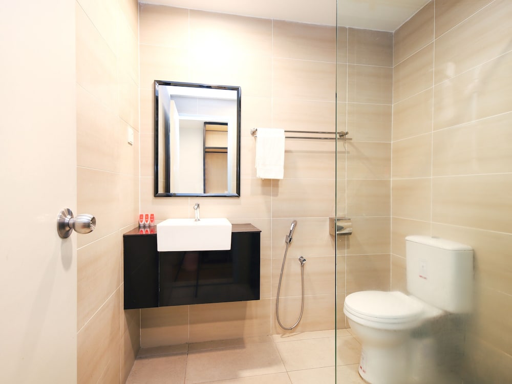 capital o 1225 agape hotel selayang