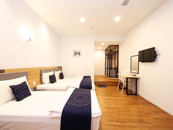 capital o 1225 agape hotel selayang