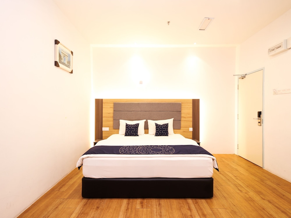 capital o 1225 agape hotel selayang