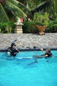 puri bunga senggigi