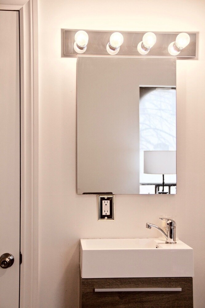 the parkdale hostellerie