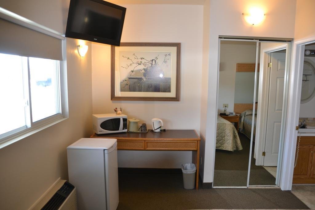 Calabogie Motor Inn,Calabogie>>Arnprior,3 star