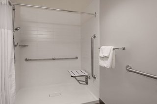 Microtel Inn & Suites By Wyndham Oyster Bay,Duncan>>British Columbia,2.5 star