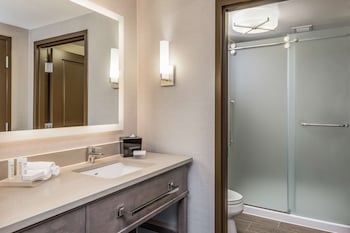 homewood suites by hilton ottawa airport