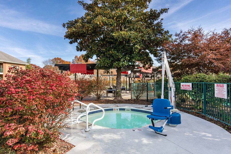 hilton vacation club the falls village branson
