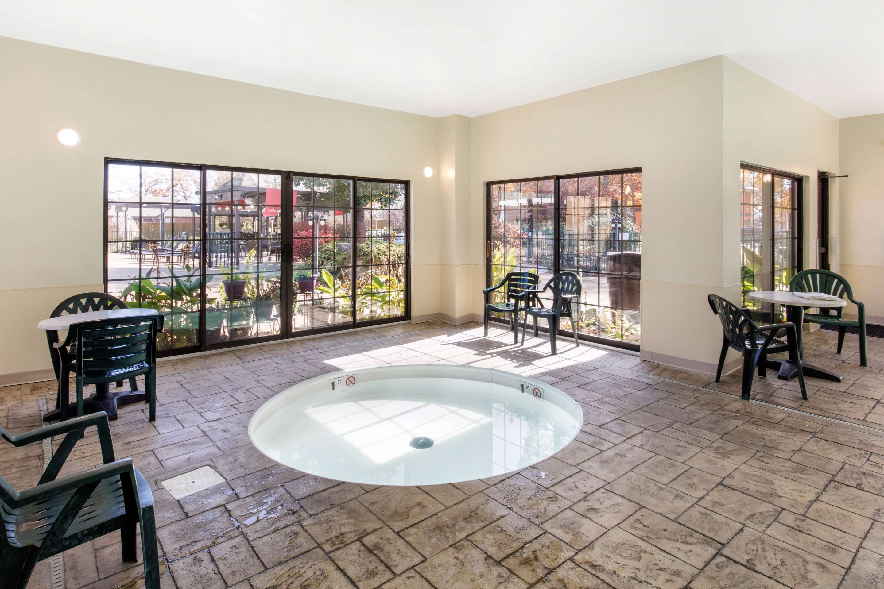 hilton vacation club the falls village branson