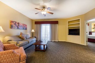 hilton vacation club the falls village branson