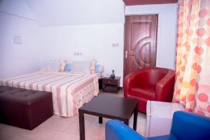 Hotel Le Senateur,Porto-Novo>>Cotonou,3 star