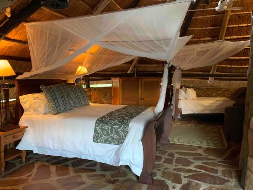 Hornbill Lodge,Siavonga>>Kariba,3 star