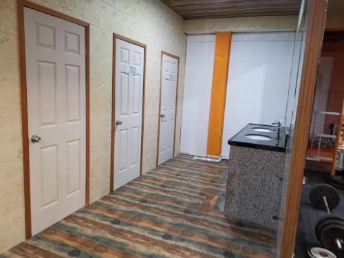 Enjoy Hotel,Caye Caulker>>Belize,3 star