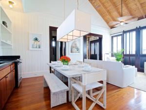 Mahogany Bay Resort & Beach Club, Curio Collection By Hilton,Belize>>Ambergris Caye,4 star