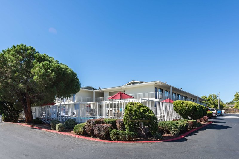 motel 6 reno