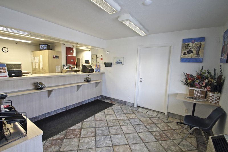 motel 6 reno