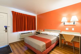 motel 6 reno