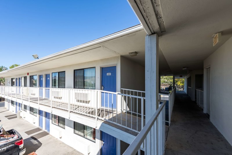 motel 6 reno