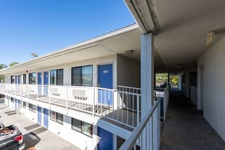 motel 6 reno