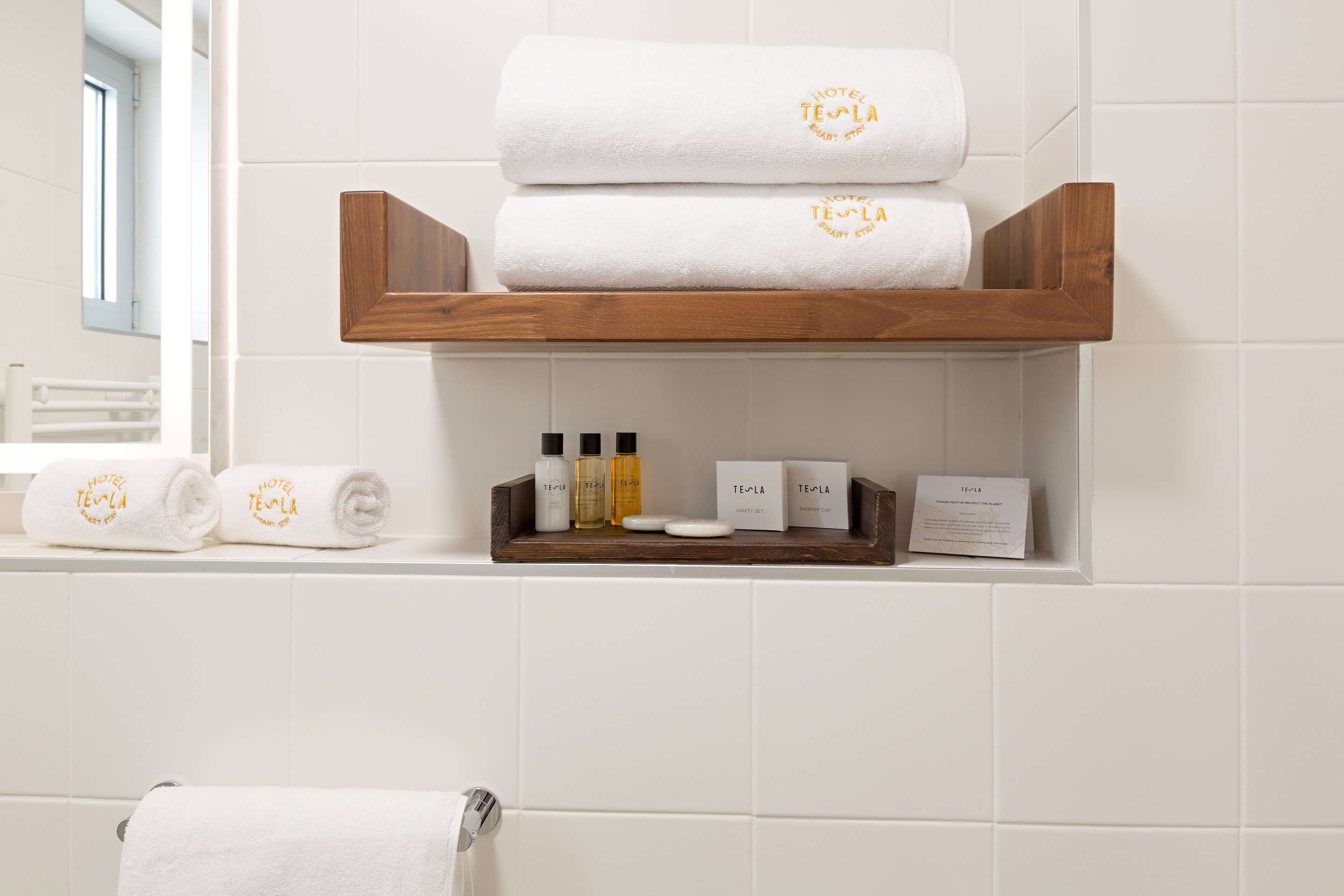 hotel tesla smart stay