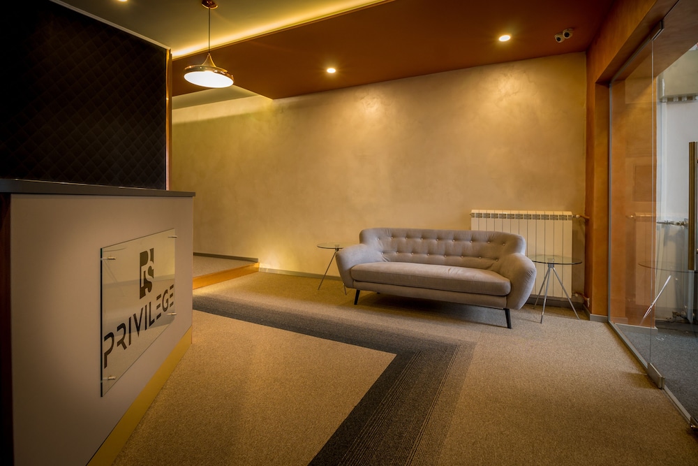 privilege suites by central park