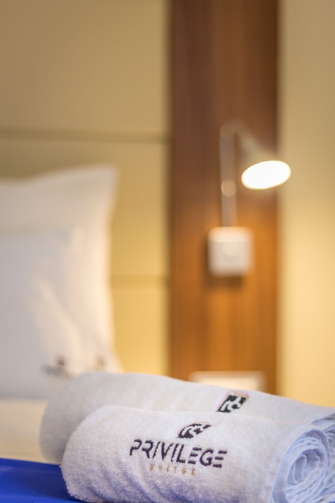 privilege suites by central park